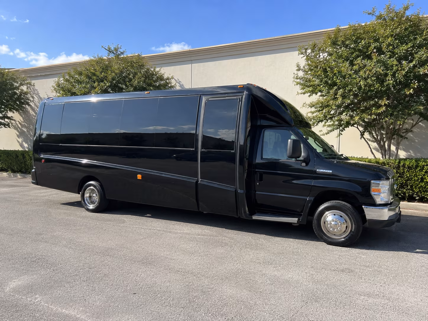 Sacramento Bachelor & Bachelorette Transportation