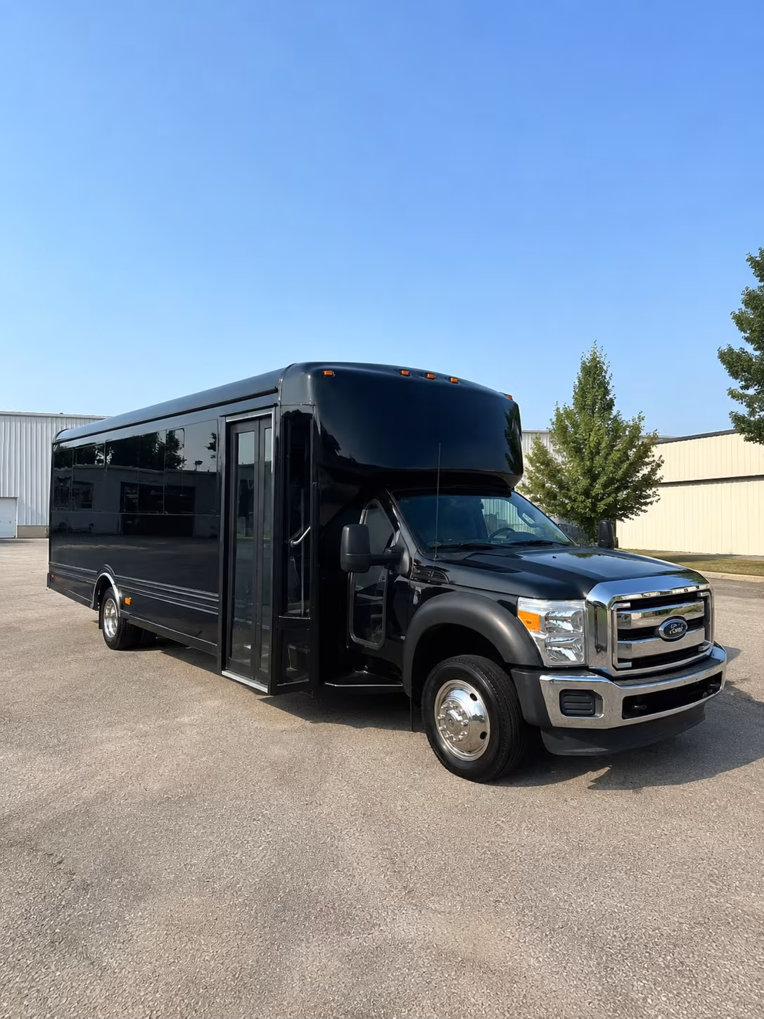 Elk Grove Birthday, Sweet 16, & Quinceañera Party Bus Rentals