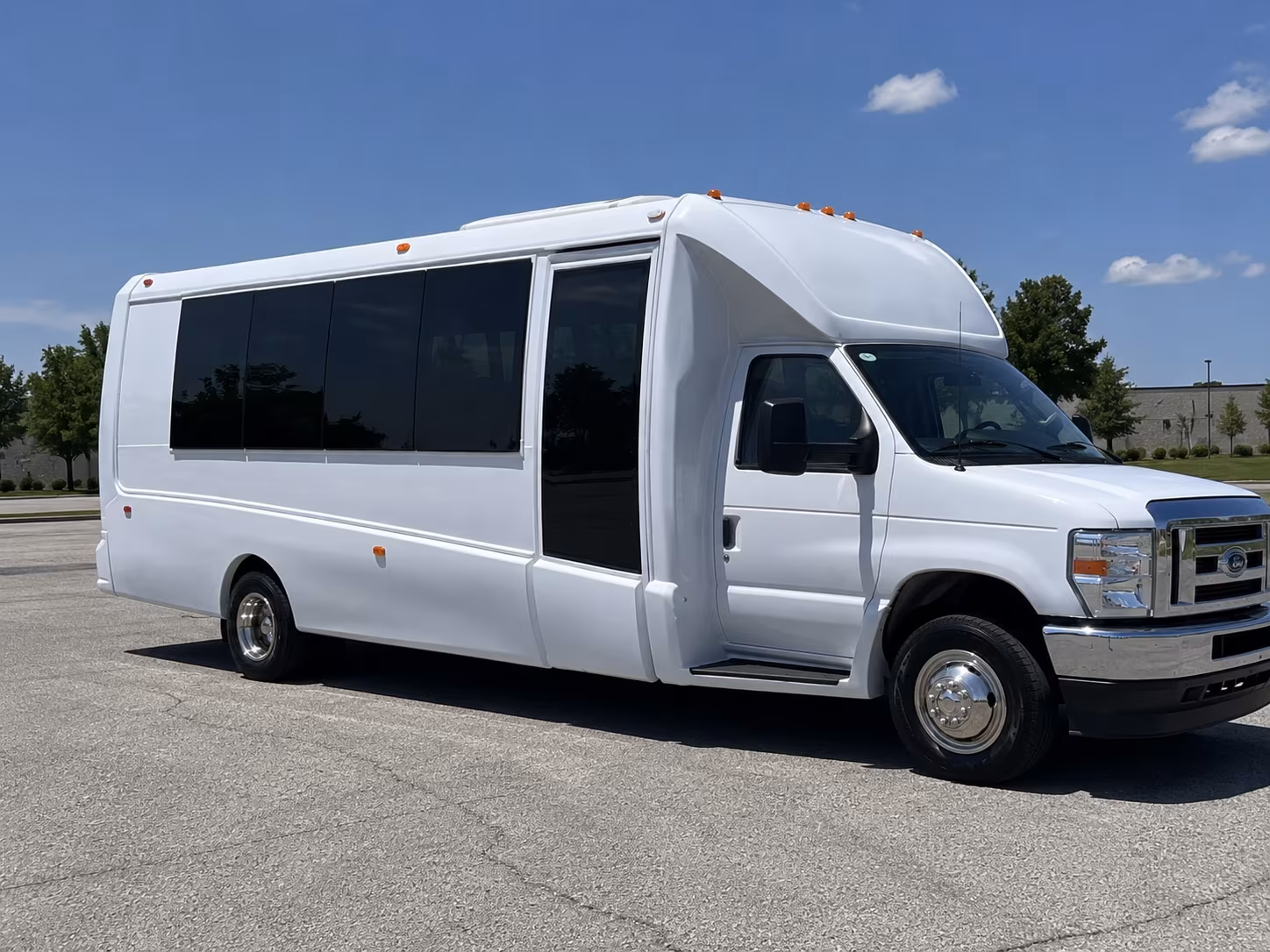 Sacramento Birthday, Sweet 16, & Quinceañera Party Bus Rentals