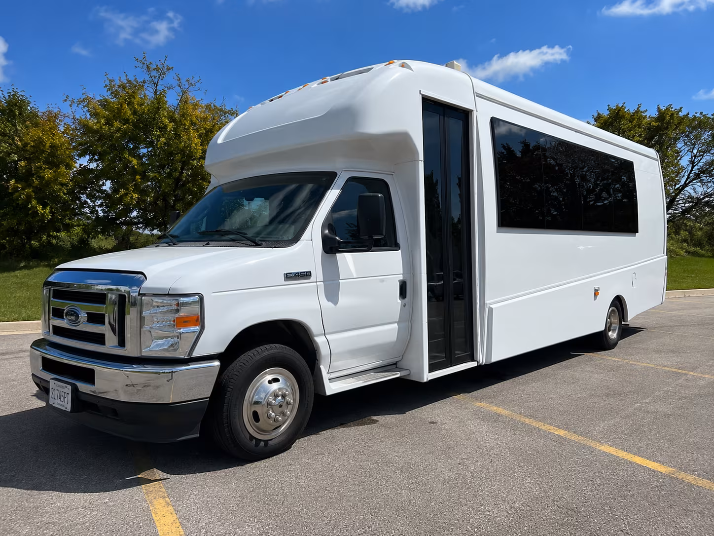 Sacramento Birthday, Sweet 16, & Quinceañera Transportation party bus exterior