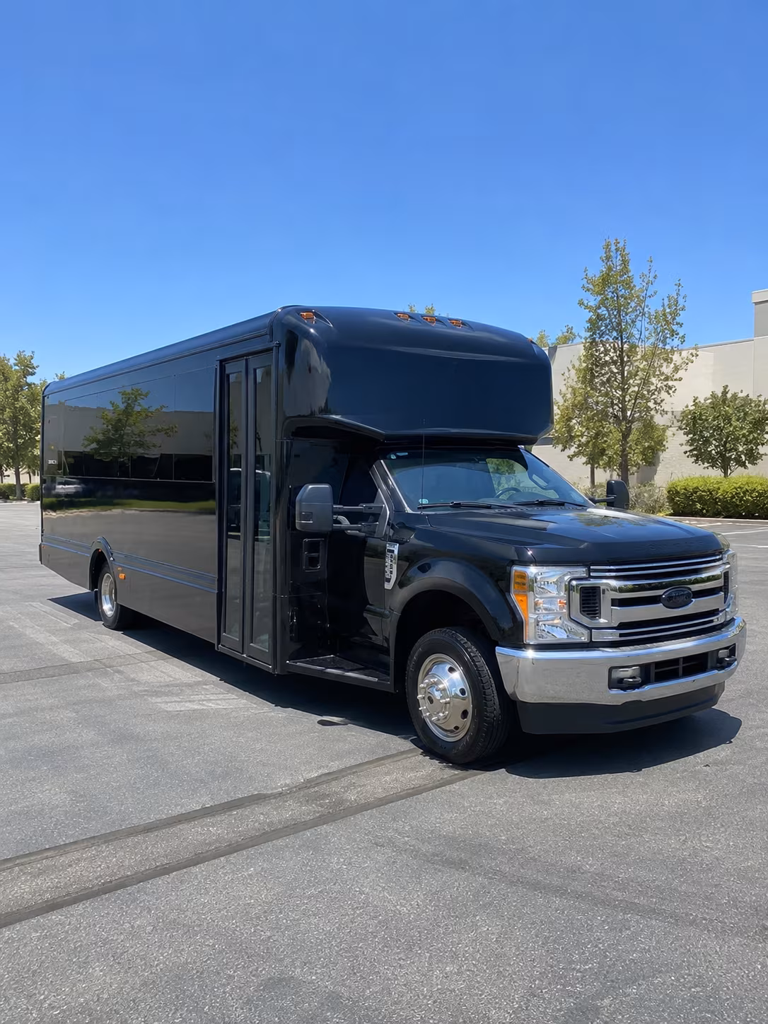 Sacramento Winery Tour & Pub Crawl Transportation party bus exterior